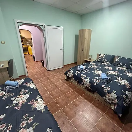 Дом отдыха трапезица с безплатен паркинг двор и веранди *