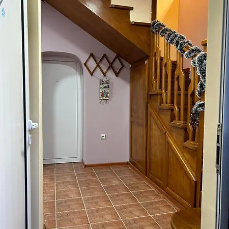 Holiday home трапезица с безплатен паркинг двор и веранди Veliko Tarnovo