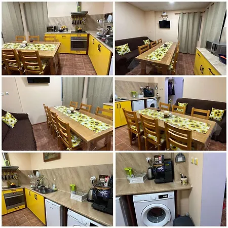 трапезица с безплатен паркинг двор и веранди *