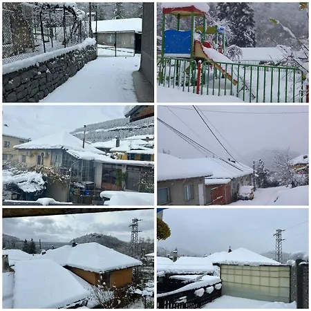 Дом отдыха трапезица с безплатен паркинг двор и веранди Велико-Тырново