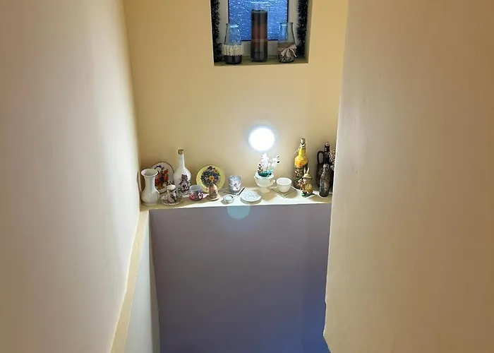 трапезица за до 12 човека с безплатен паркинг, двор и веранди, в град търново 펜션